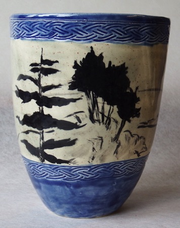 Tree Vase
6.25"x5"x2.25"
Handbuilt